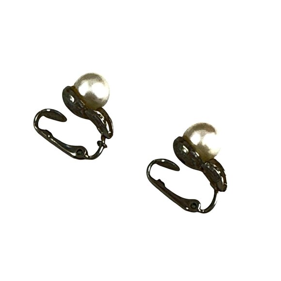 Vintage Faux Pearl Clip-On Earrings Leaf Design Art Deco Style Costume Jewelry - Picture 6 of 12